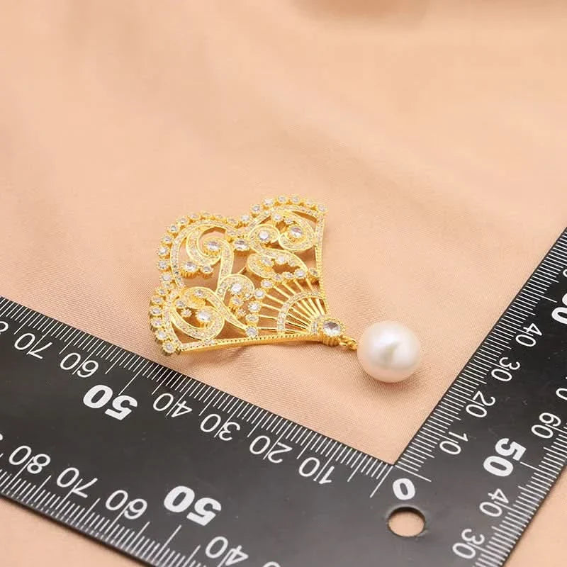 Natural Freshwater Pearl Fan Brooch with Zircon