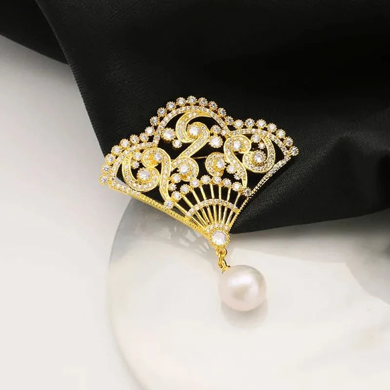 Natural Freshwater Pearl Fan Brooch with Zircon