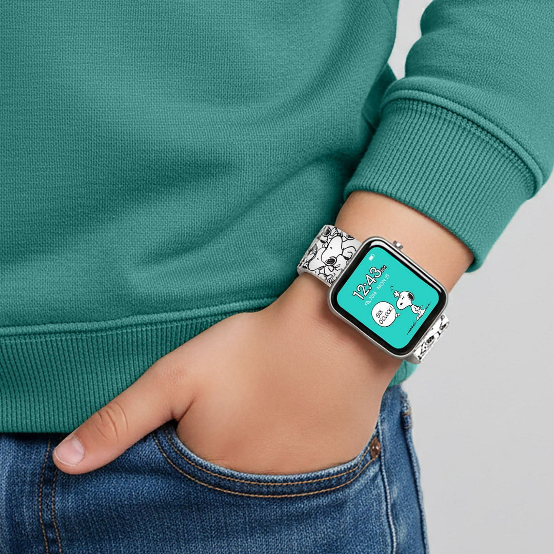 Collectable Peanuts Snoopy Printed Strap Smart Watch PEA4053