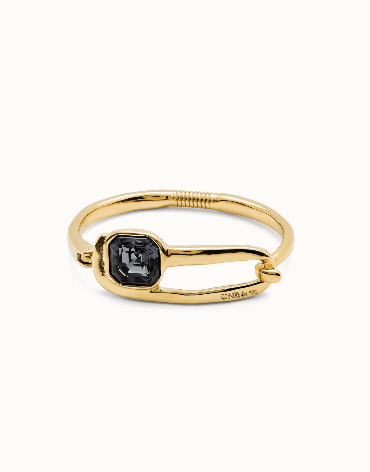 Luxurious 18k Gold Plated Ser Expresiva Black Bangle Bracelet PUL2512NGRORO0 showcasing exquisite craftsmanship, perfect for statement fashion.