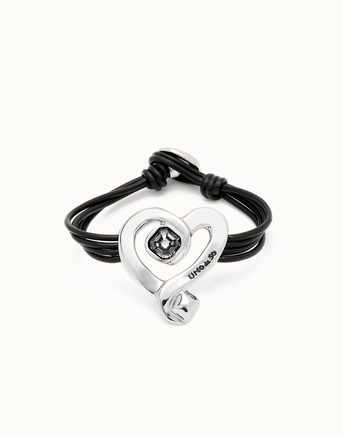 Elegant Sterling Silver Plated Ser Expresiva Black Bracelet PUL2542NGRMTL0 featuring a striking design with black crystals, perfect for expressing individuality.
