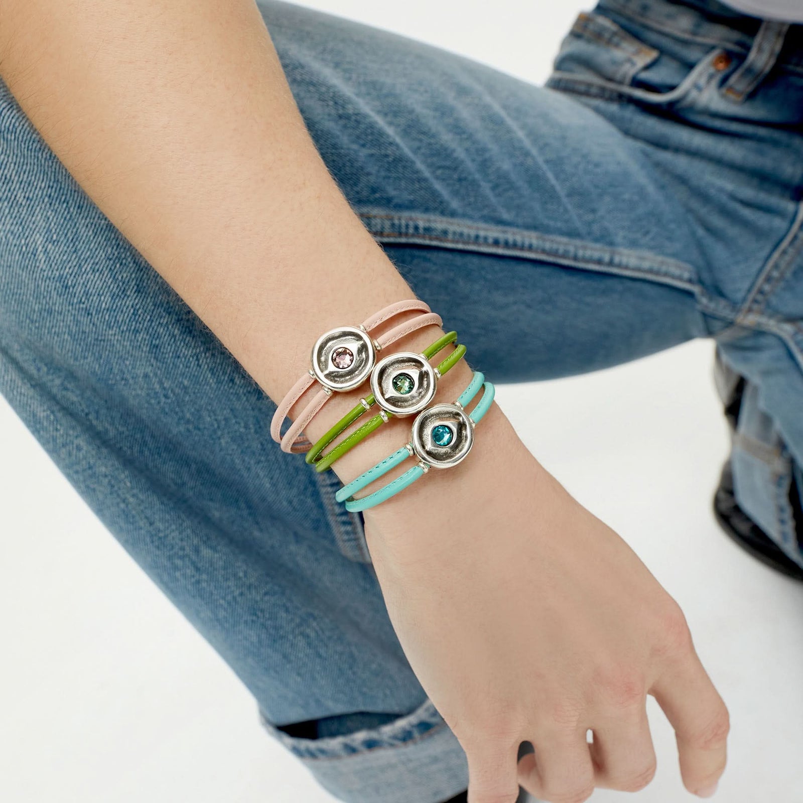 Double Green Leather Metal Alloy Eye Detail Pleated Sterling Silver Crystal Bracelet PUL2601VRDMTL0M