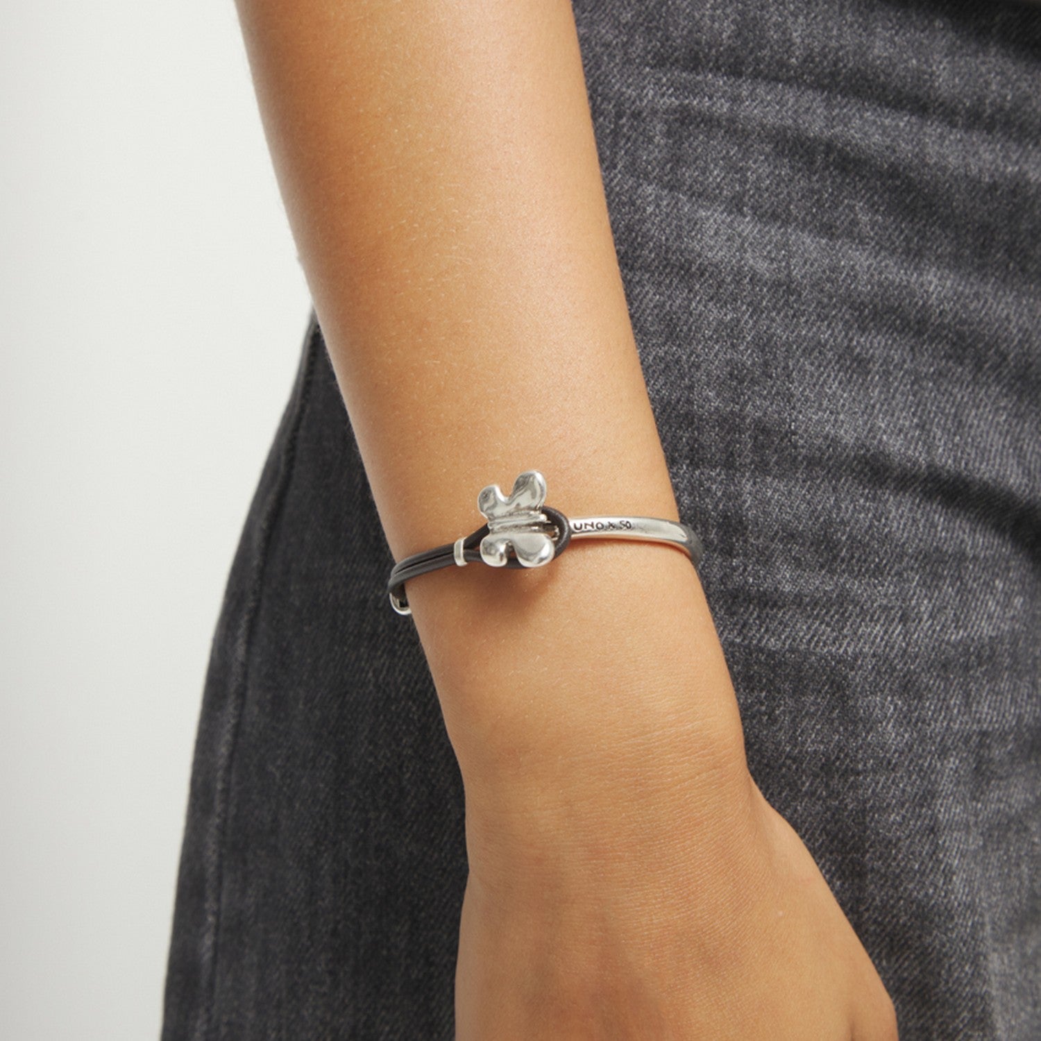 Semi-Rigid Plated In Sterling Silver White Leather Threat And Butterfly Bracelets PUL2614MARMTL