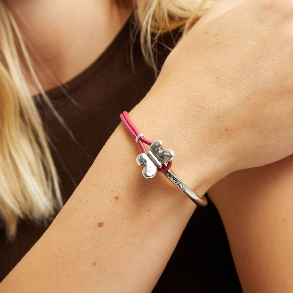 Semi-Rigid Plated In Sterling Silver Pink Leather Threat And Butterfly Bracelets PUL2614RSAMTL