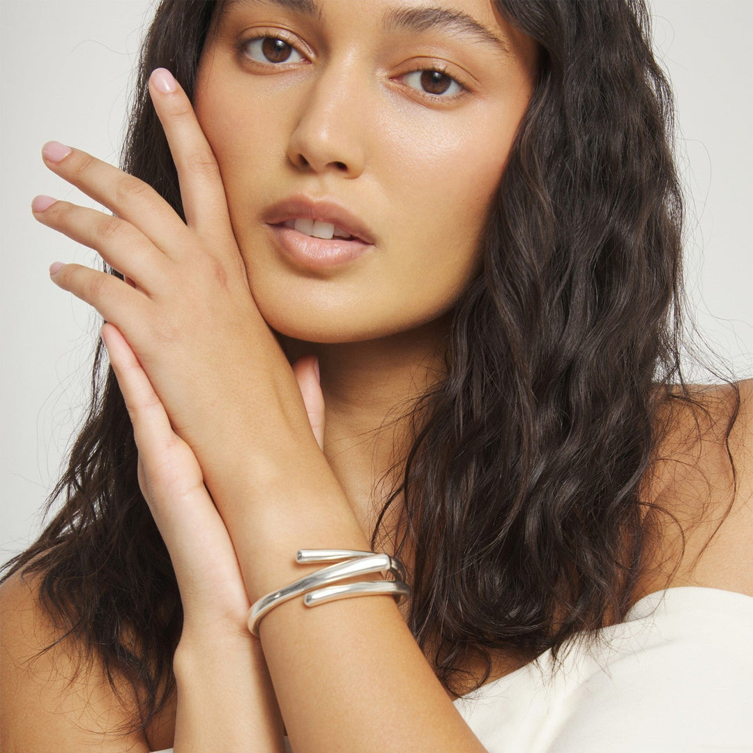 Sterling Silver Plated Alloy In The Shape Of A Tube Bangles PUL2631MTL000