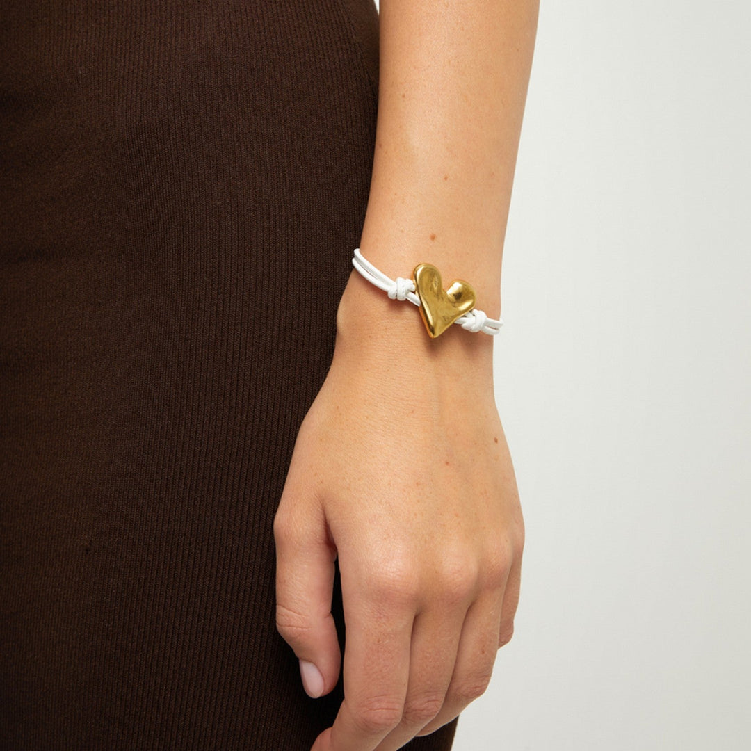 White Leather Heart Shaped 18K Detail Plated Detail Bracelets PUL2638BLCORO