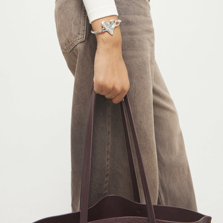 Metal Alloy Semi Rigid Plated In Gold 18K Heart Detail bangles PUL2639MTL000