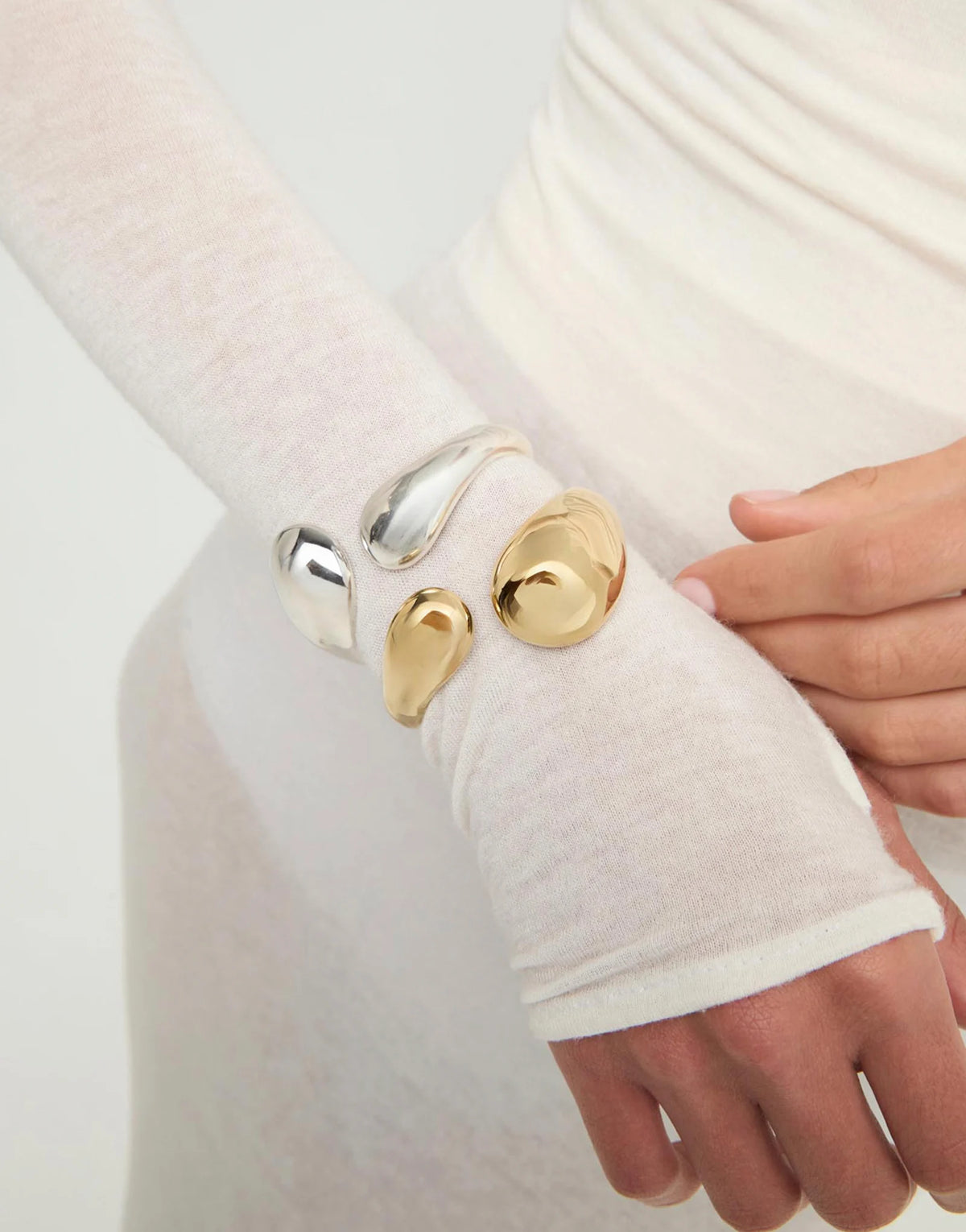 UNOde50 Corium 18k Gold Plated Bangle PUL2647ORO000