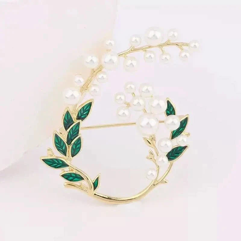 Pearl Green Leaf Brooch