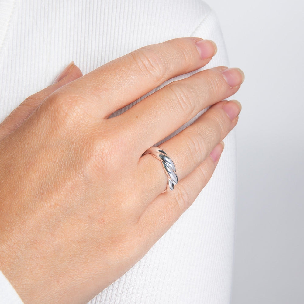 Beginnings Sterling Silver Ring R4022