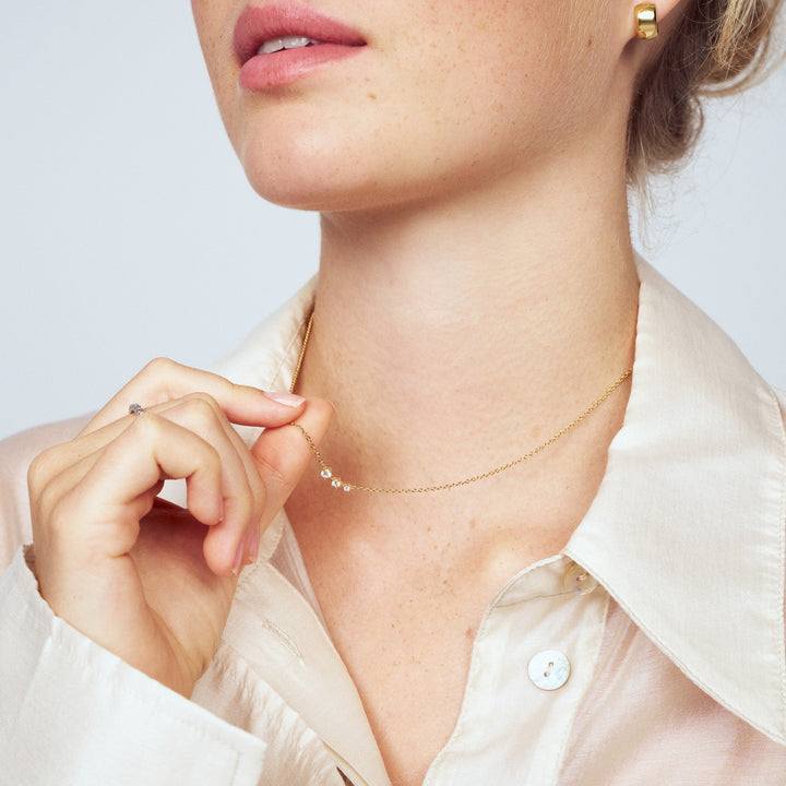 18k Gold Plated White Zirconia Lucente Tre Necklace SJ-N2703-CZ-YG