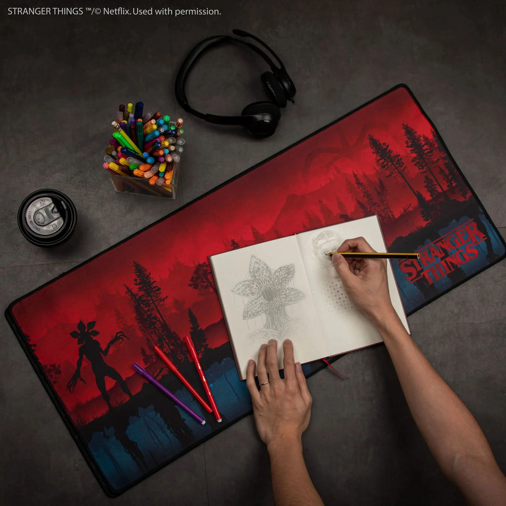 Upside Down Desk Mat CR2581