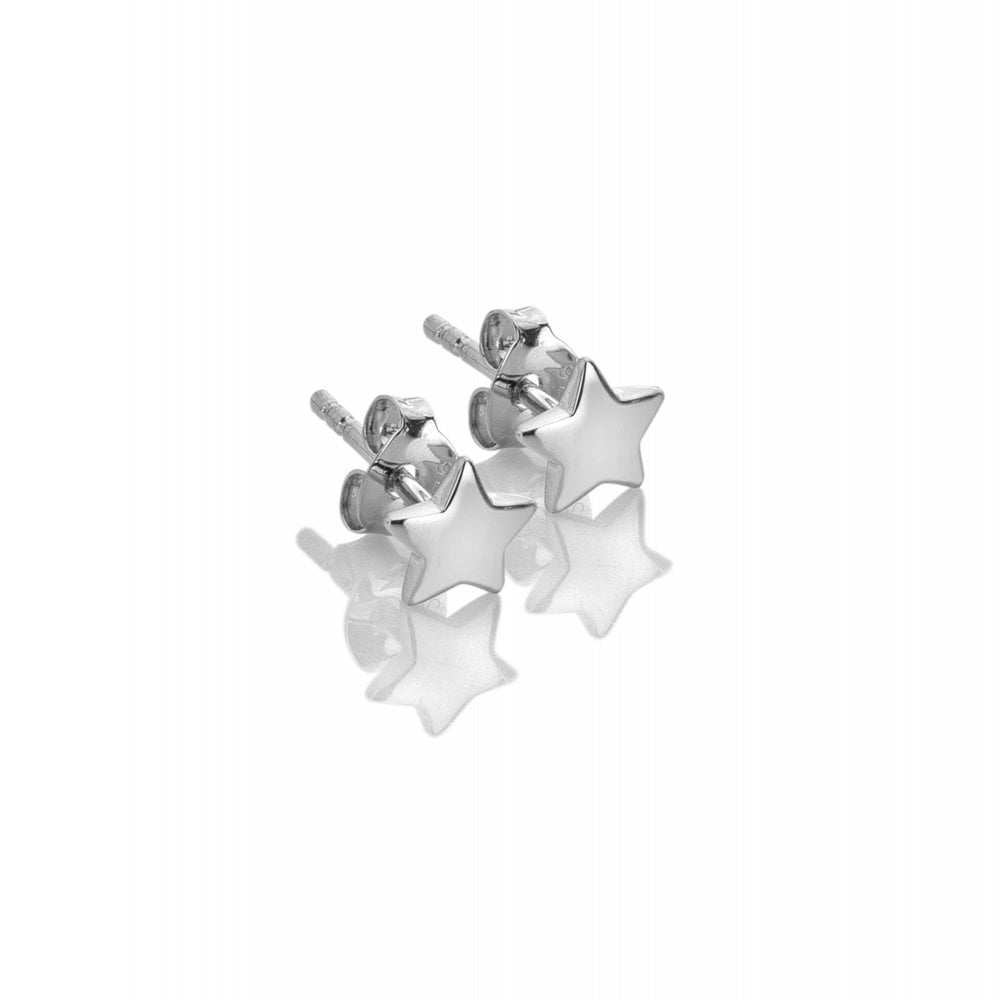 Star-shaped silver earrings 