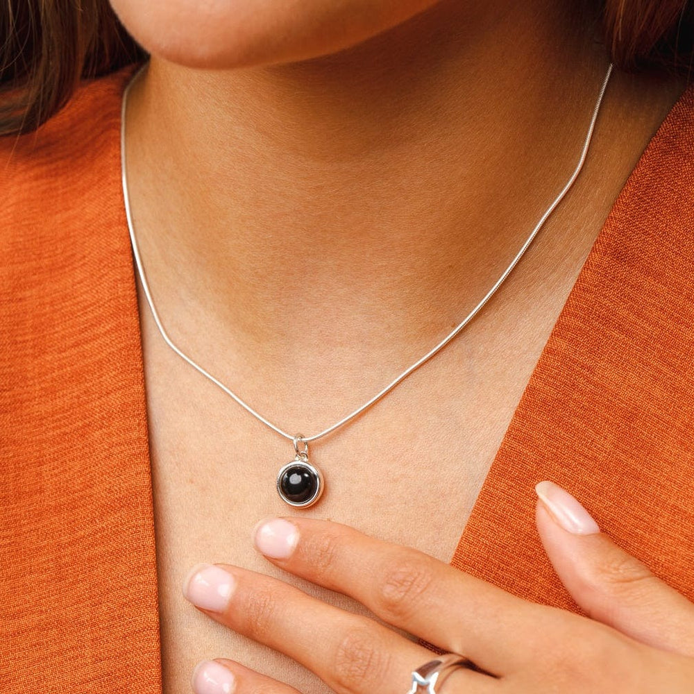 Silver Black Onyx Healing Stone Protection Necklace CNSHSBO-SNAKE-1