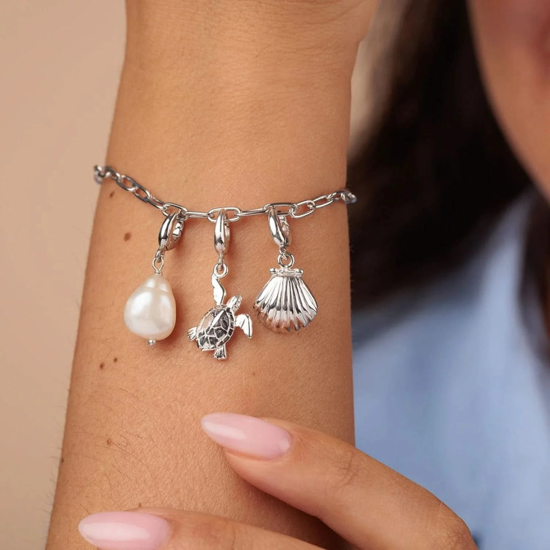 Silver Clam Shell Charm CSCS