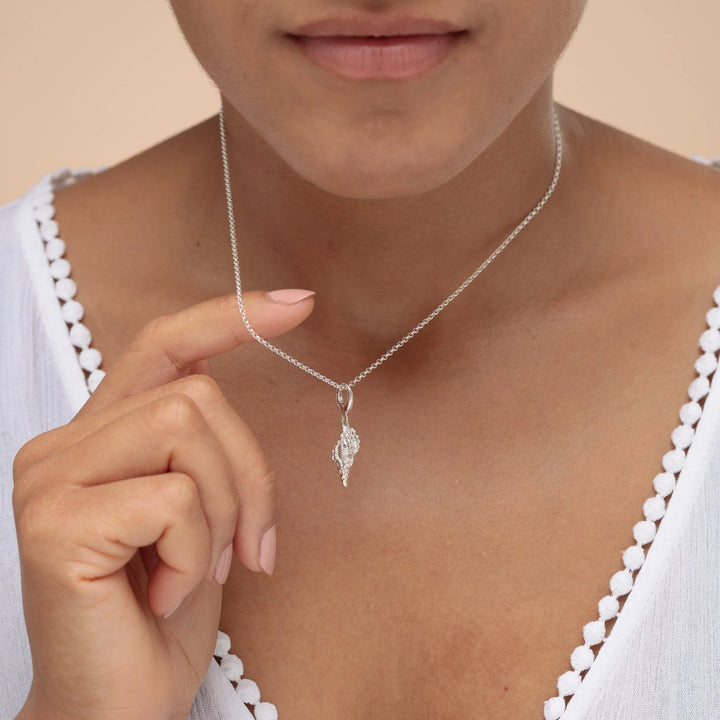 Silver Conch Shell Necklace CNSSS-1