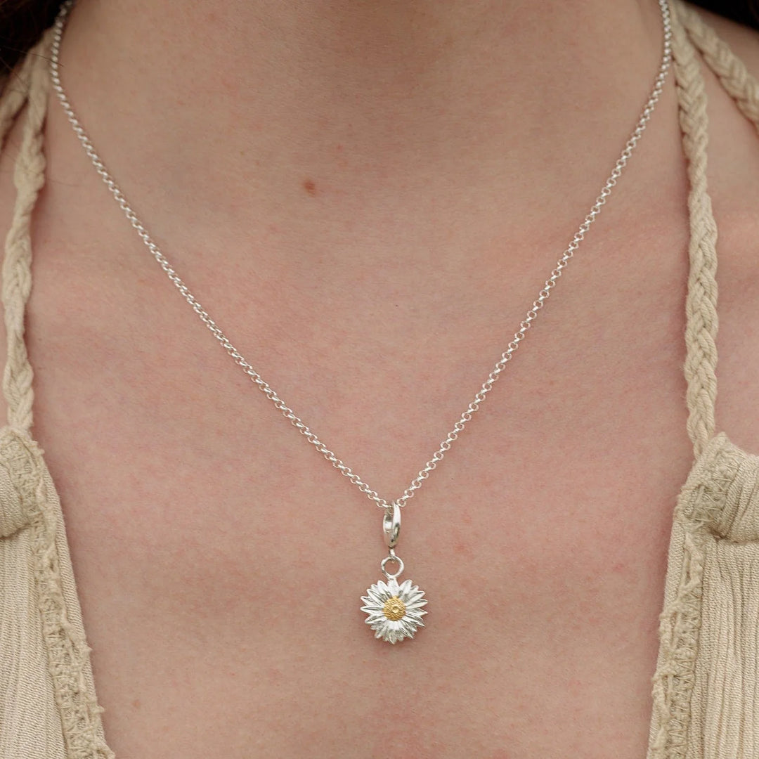 Silver Daisy Necklace CNSDA-1