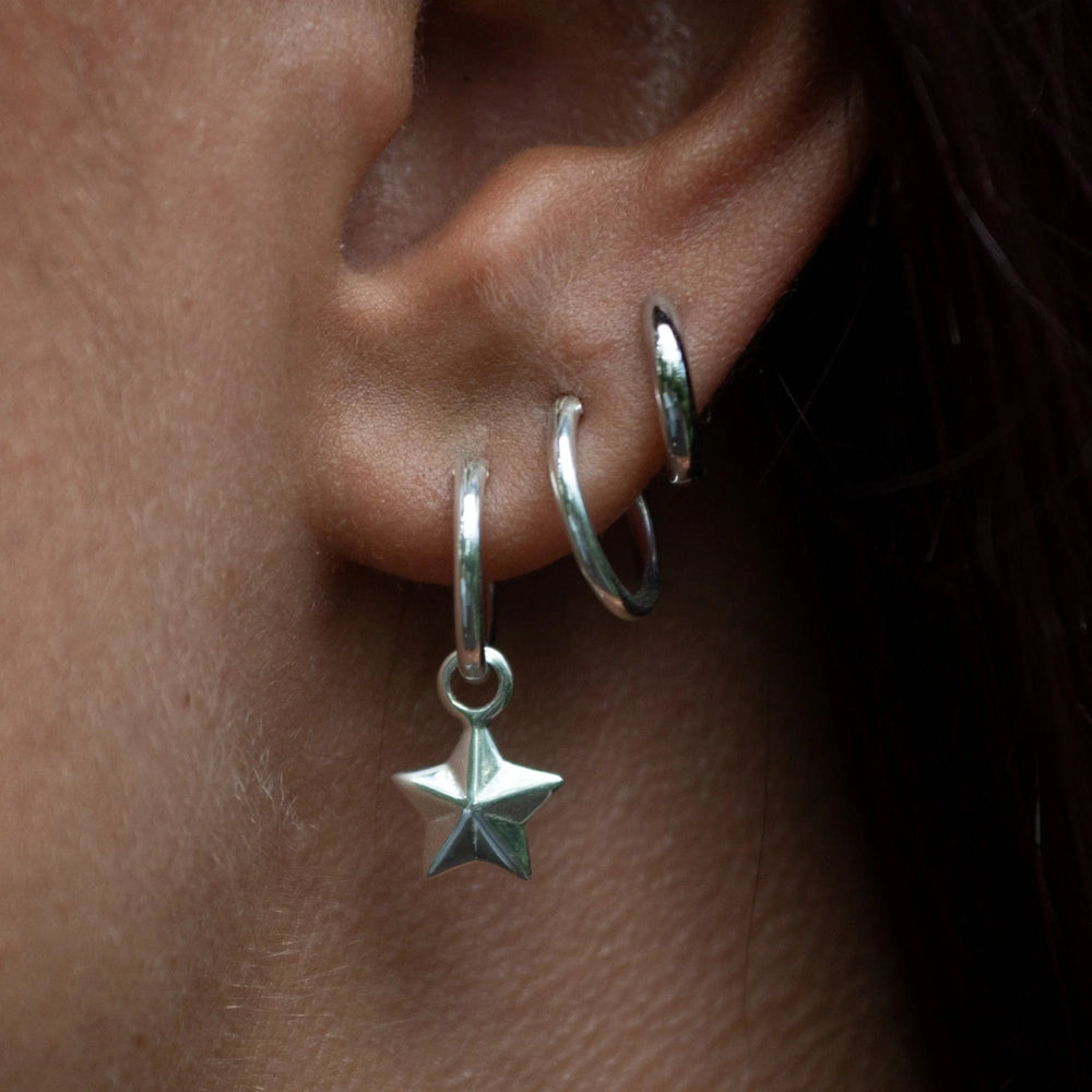 Silver Faceted Star Charm Hoop Earrings CHESFST-MINI