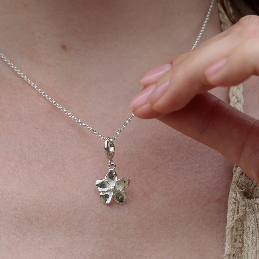Silver Flower Necklace CNSFH-1