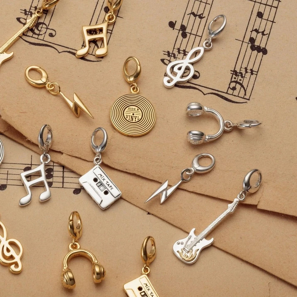 Silver Headphones Charm CSHDP