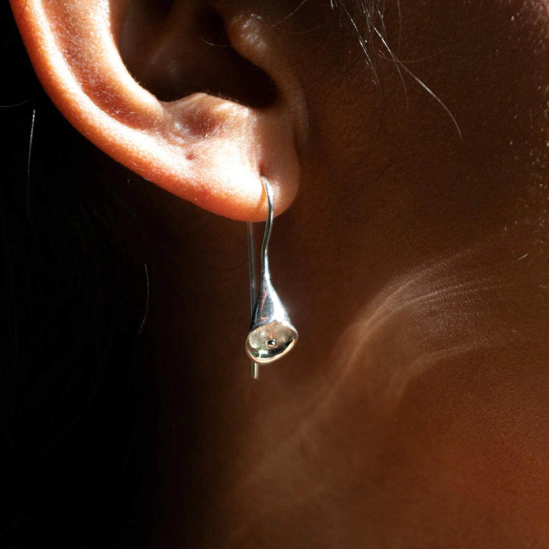 Silver Lily Hook Earrings HKESLI