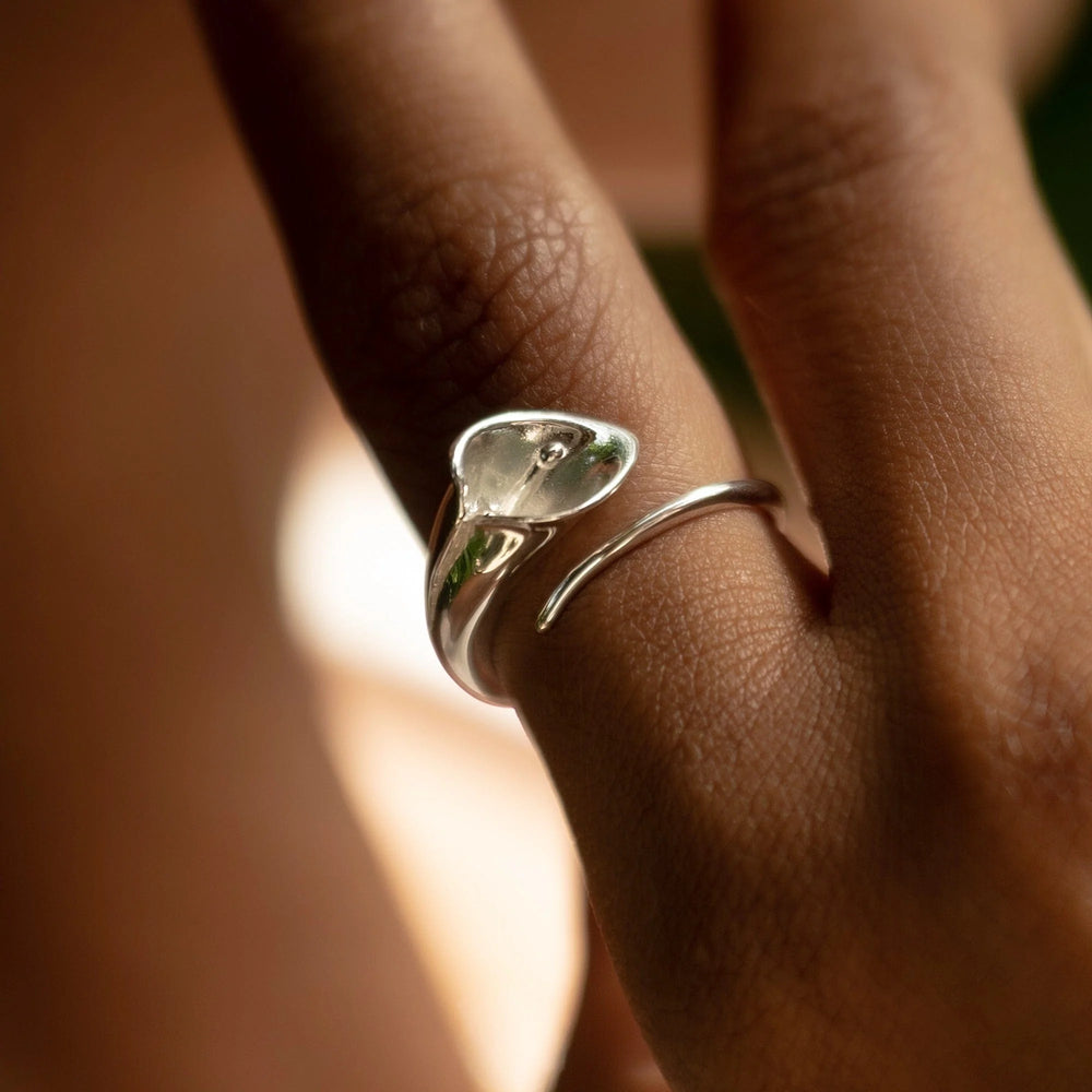 Silver Lily Open Ring RSLO