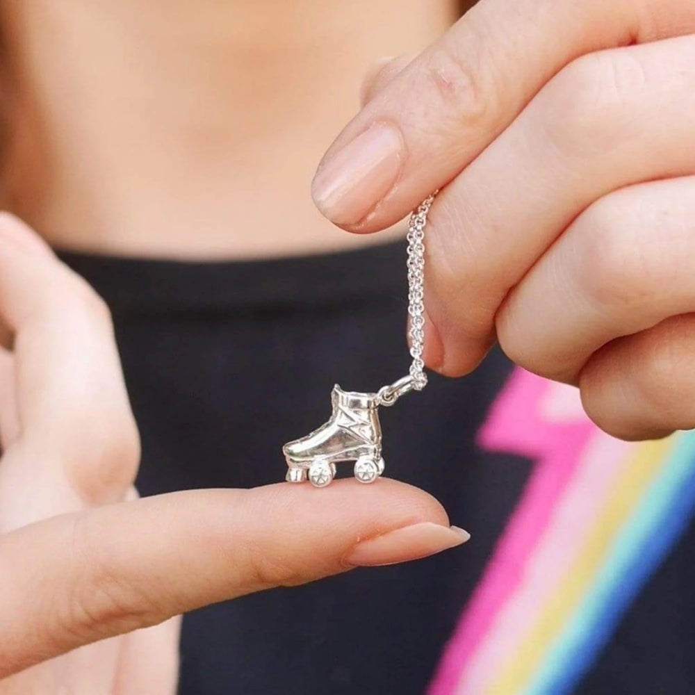 Silver Roller Skate Necklace CNSROSK-1