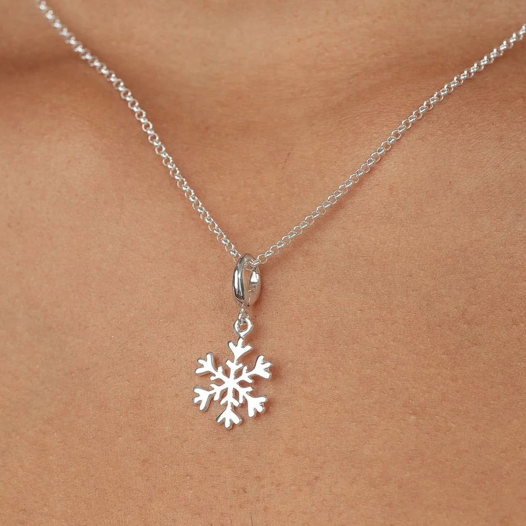 Silver Snowflake Charm CSSF
