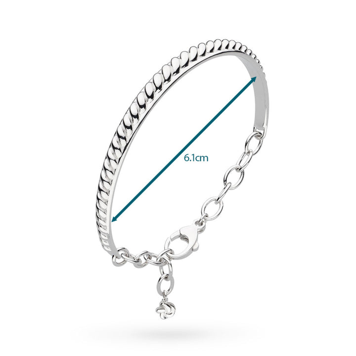 Silver bracelet with a chain design and measurement label on a white background