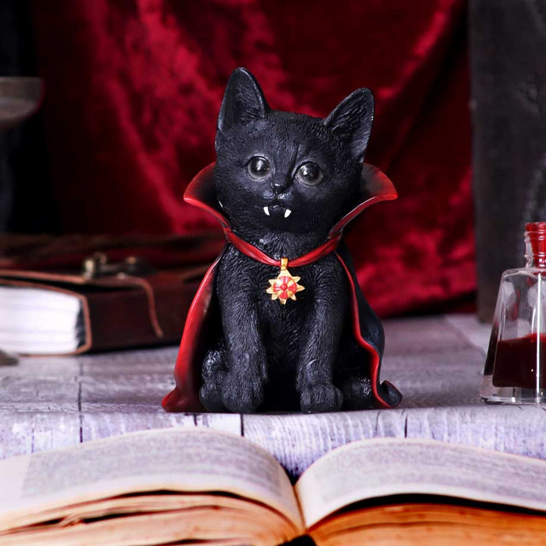Count Catula Vampire Cat Figurine 15.5cm U5726U1
