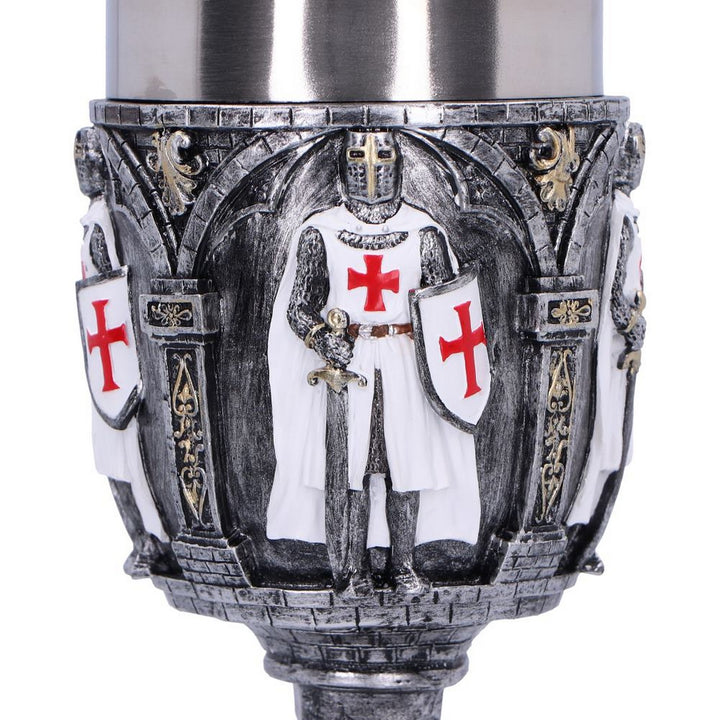 Valiant Medieval Knight Architectural Goblet U6876C24