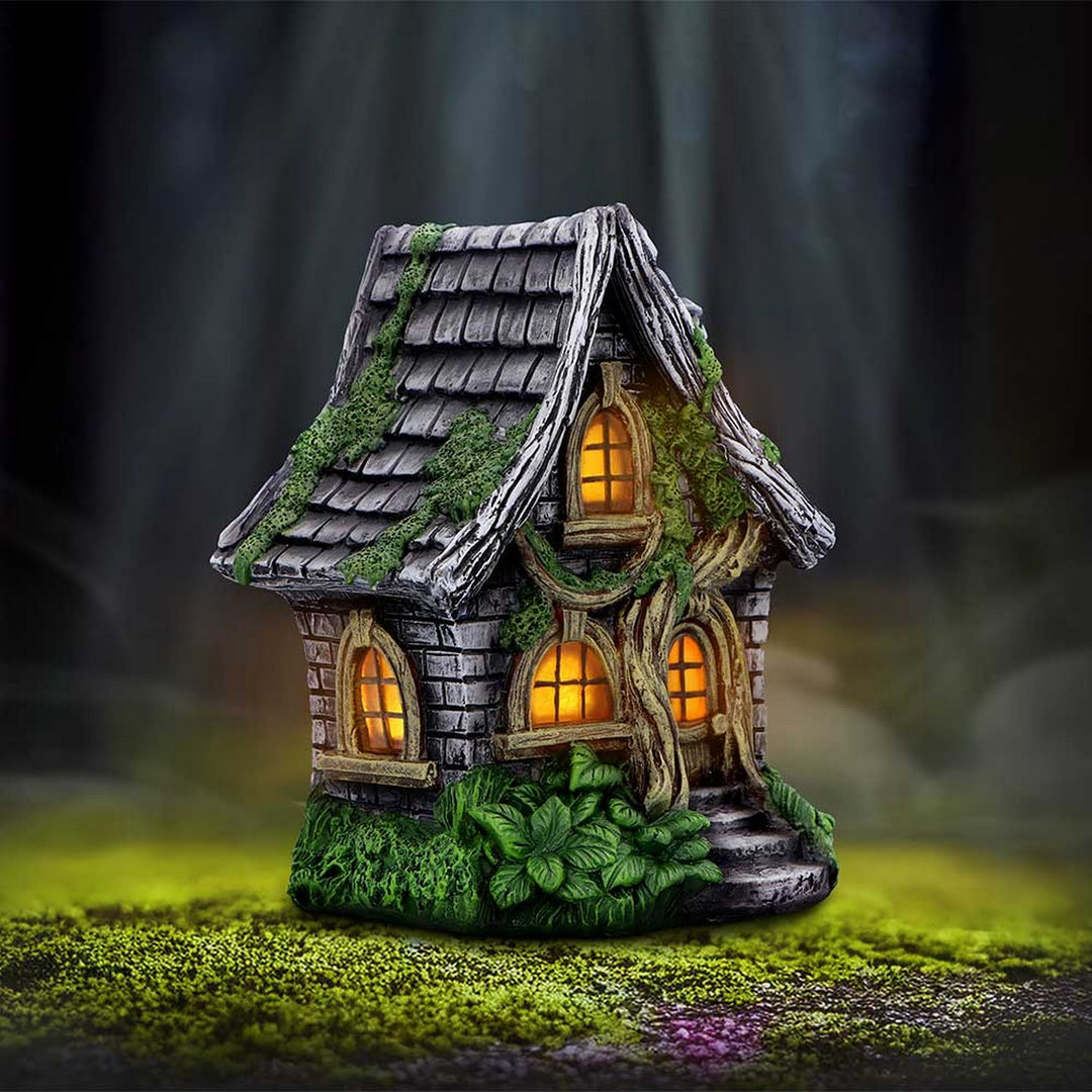 Curly Oak Manor Light Up Fairy House U7035M25
