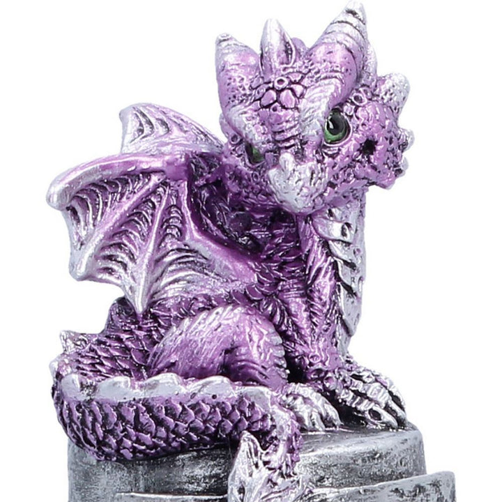 Purple Dragon on Knight Helmet 12.7cm U7595B26