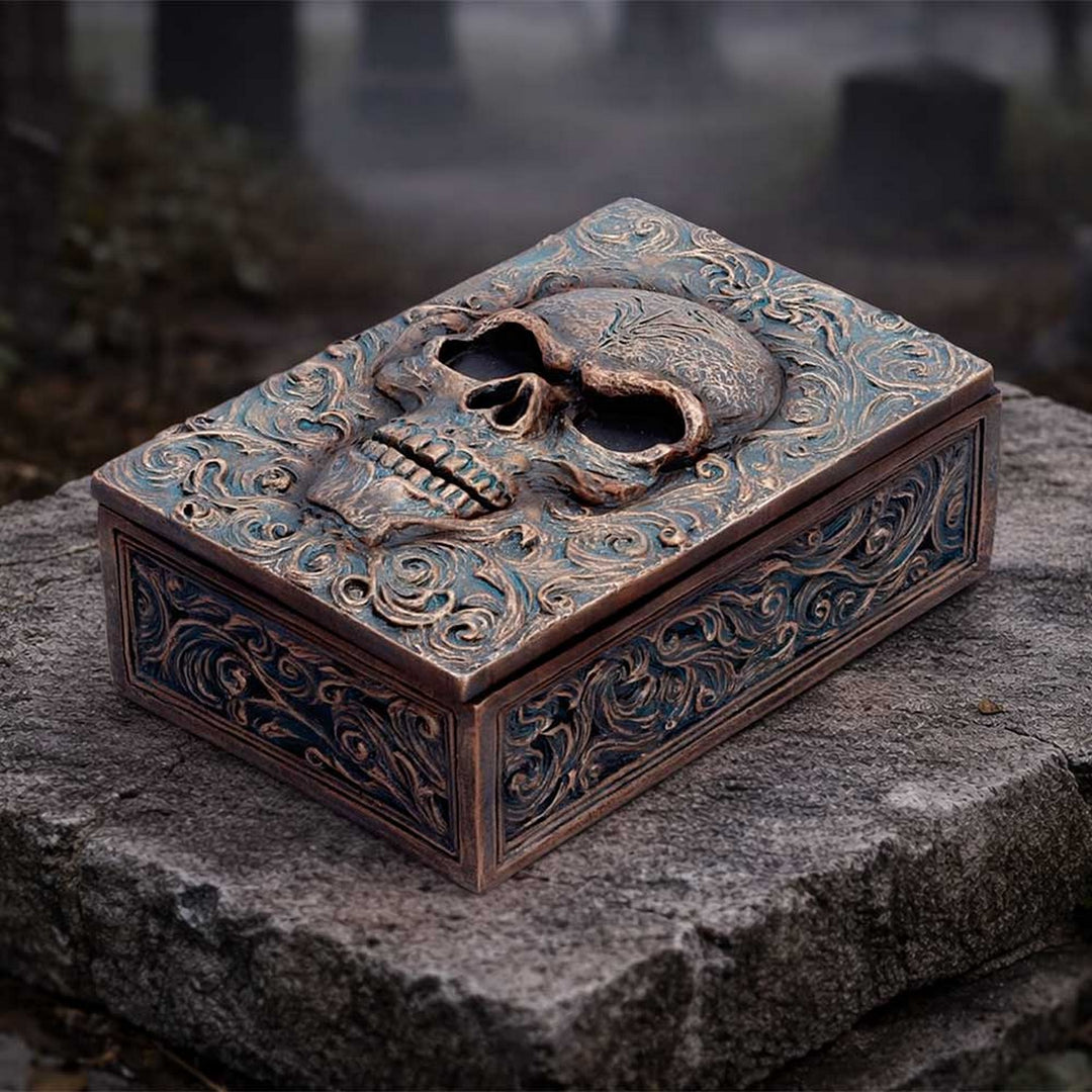 Skull Treasured Remains Box 5.6cm U7609B26