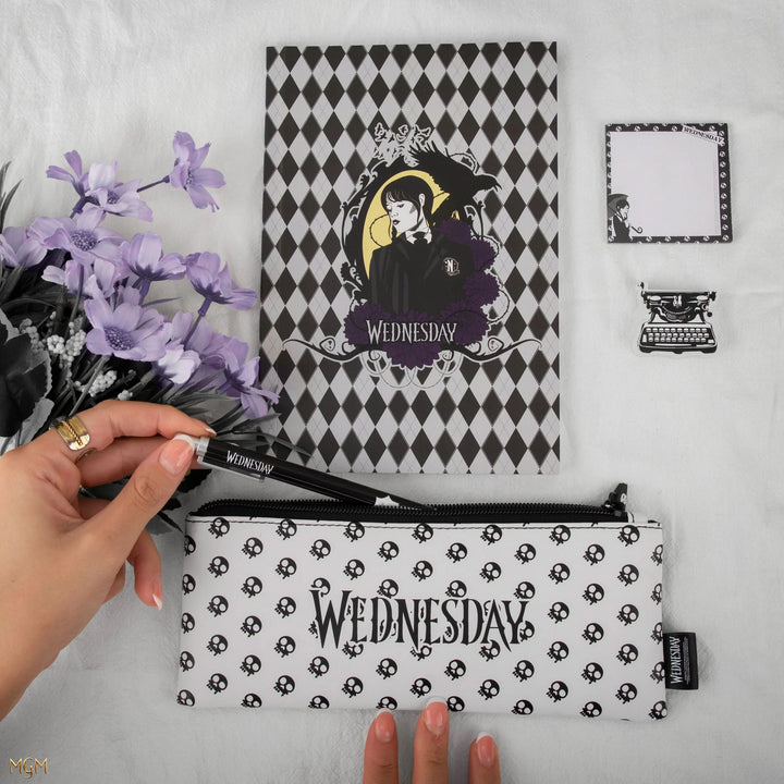 Wednesday Stationery Set CR5372
