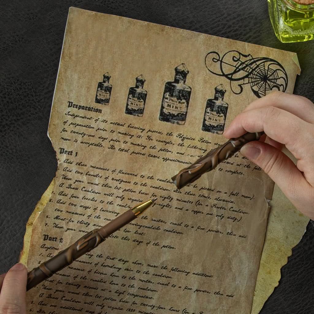 Harry Potter Magic Wand Pen - Hermione - 2020 Edition CR5132