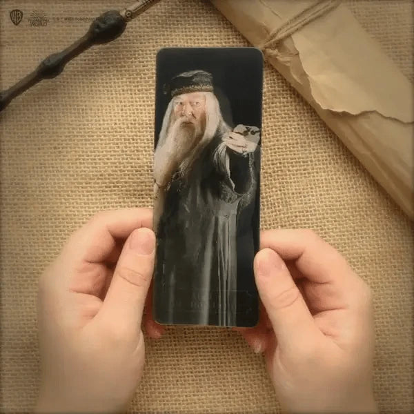 Harry Potter Albus Dumbledore Wand Pen With Stand & Lenticular Bookmark CR5403U