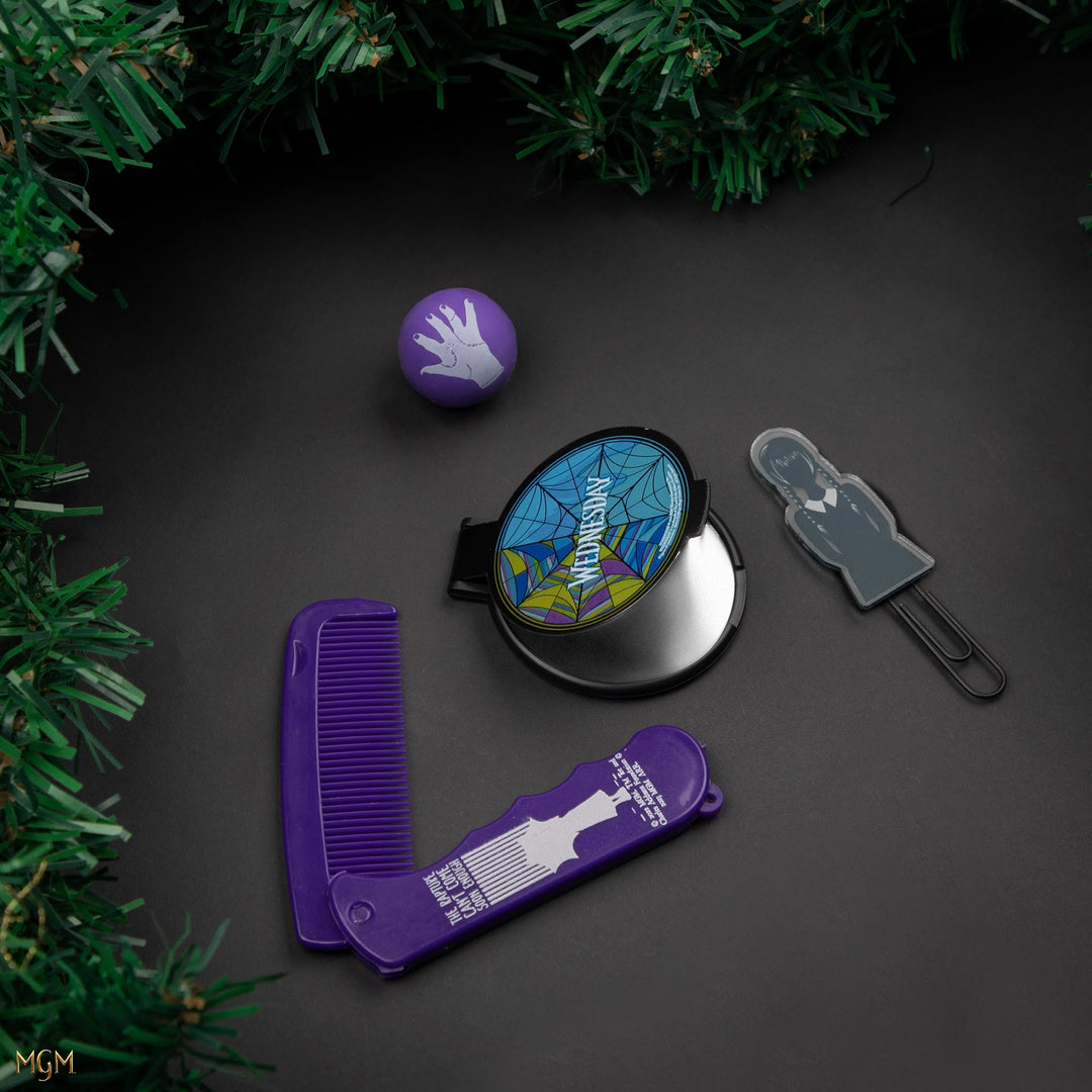 Wednesday Advent Calendar CR2070