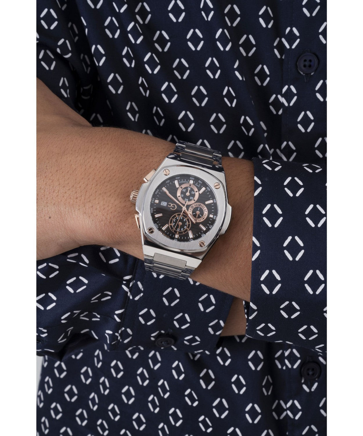 GC Sportchic Mens Silver Tone Watch Y99001G2MF