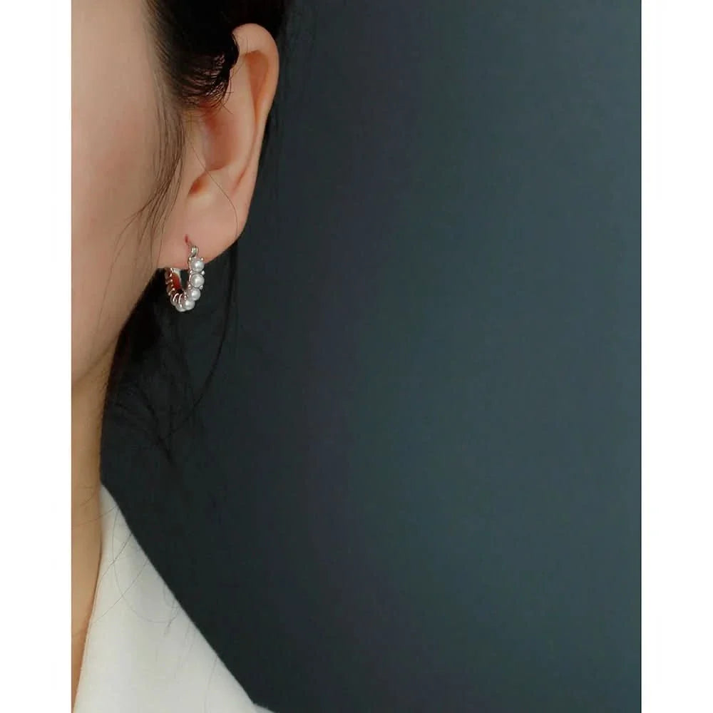 Freshwater Pearl Hoop Earring