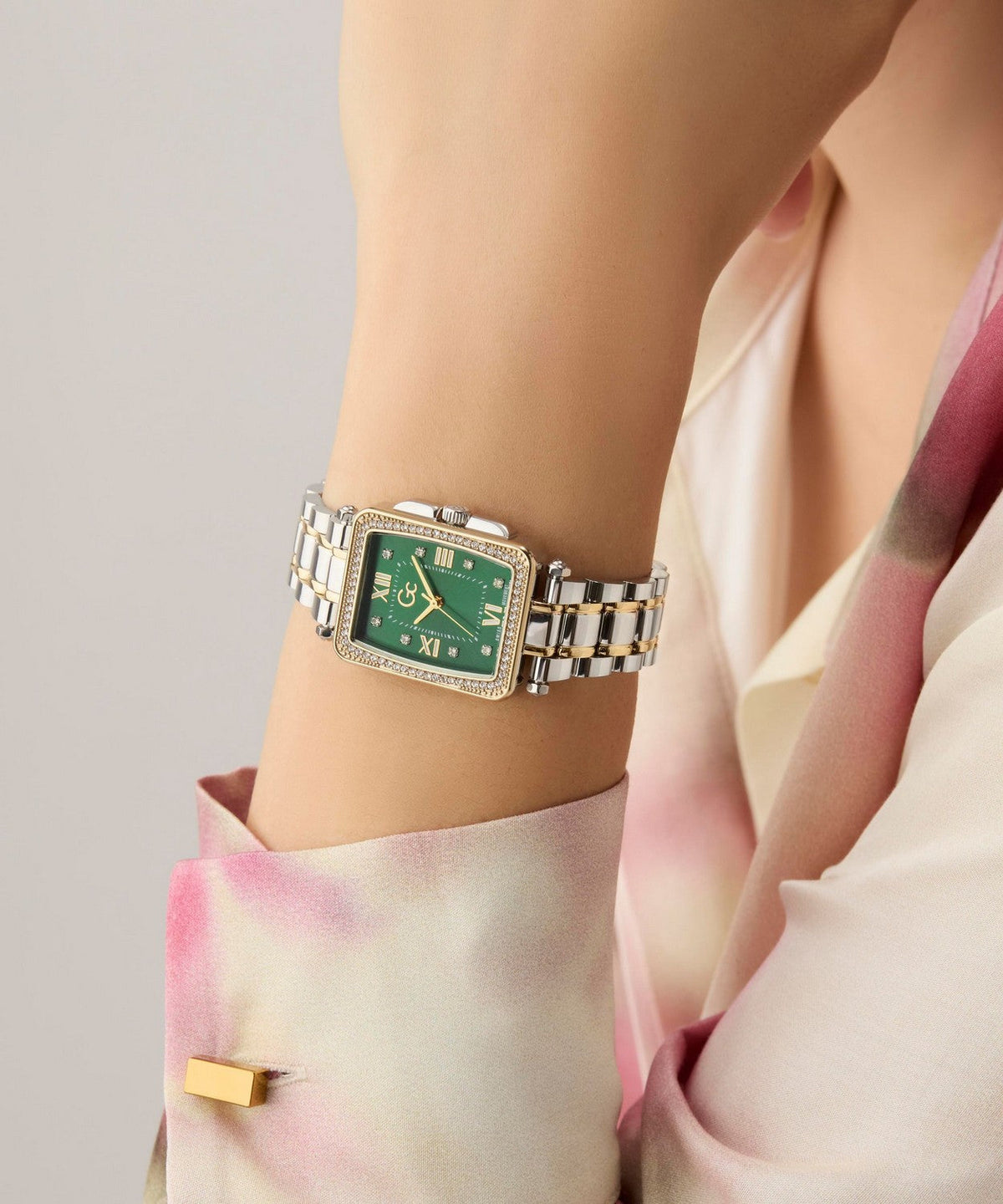 GC Dress Womens Silver & Yellow Gold Tone Watch Z29009L9MF