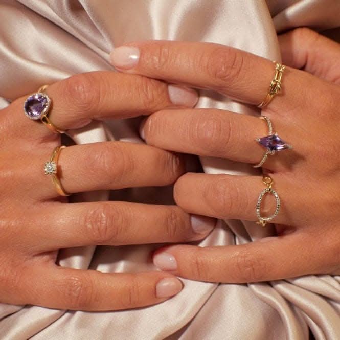 Amethyst Irregular Stone Yellow Gold Ring GR558MElements GoldGR558M 58