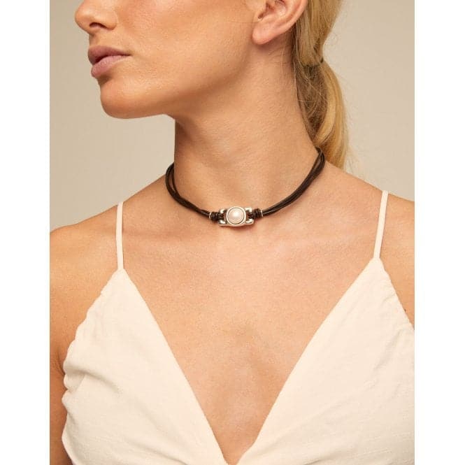 Darling White Leather Pearl Shell NecklaceUNOde50COL1770BPLMTL0U