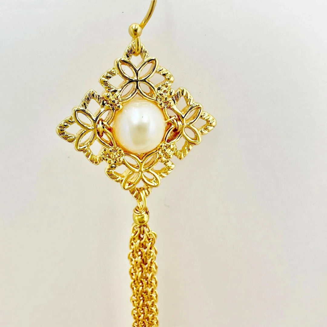 Chain Dangle Pearl earrings