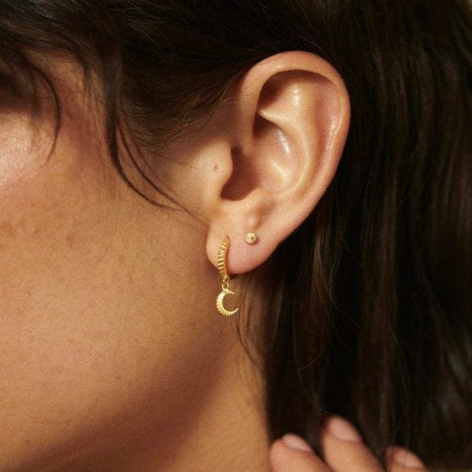 Estee Lalonde Luna Huggie 18ct Gold Plated Earrings 2ELE22_GPDaisy2ELE22_GP