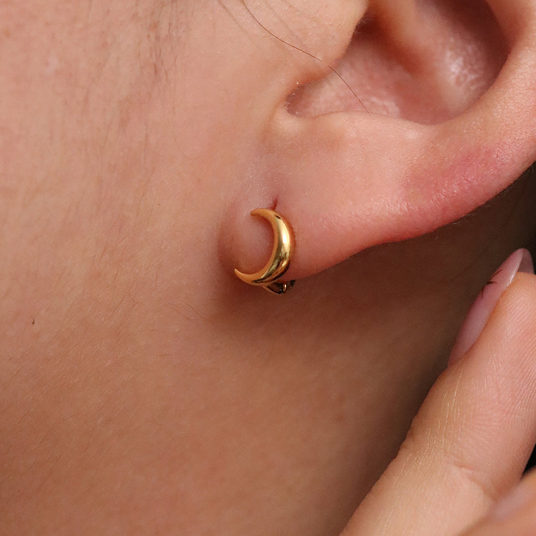 Crescent huggie earrings-3