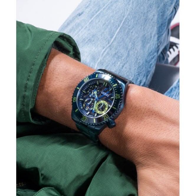 Gents Axle Stainless Steel Navy Watch GW0488G4Guess WatchesGW0488G4