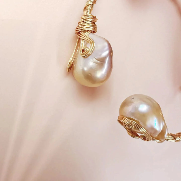 Elegant Baroque Pink Pearls with Gold Threads Bracelet