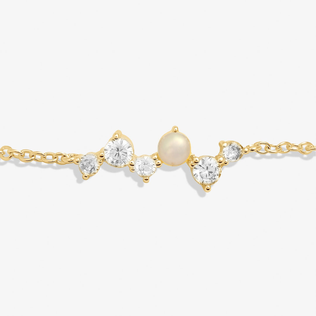 Halo Pearl Cubic Zirconia & Pearl Cluster Gold Plated Bracelet 8101Joma Jewellery8101