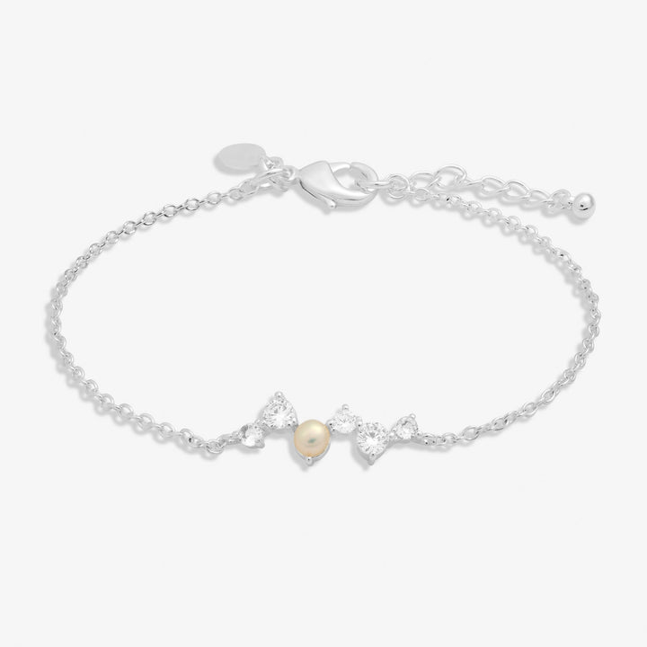 Halo Pearl Cubic Zirconia & Pearl Cluster Silver Plated Bracelet 7835Joma Jewellery7835